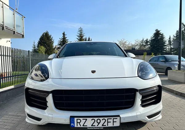 porsche cayenne gdańsk Porsche Cayenne cena 235000 przebieg: 80000, rok produkcji 2016 z Gdańsk